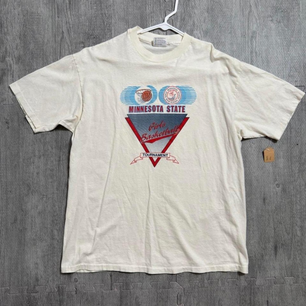 Vintage Hanes Beefy-T Single Stitch Minnesota Basketball T-Shirt Unisex Large